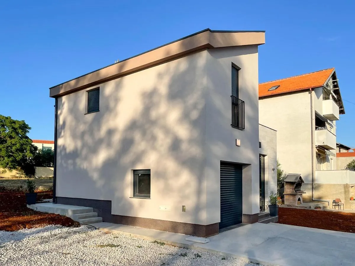 Villa Aspera Zadar 0*,